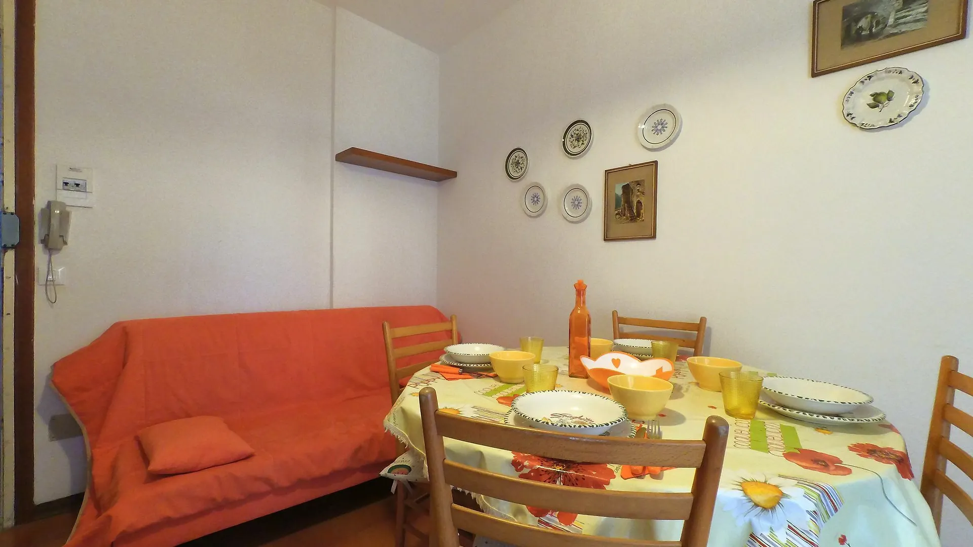 Alfa Apartments Comacchio 0*,  Italy